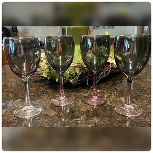 Irisierende rosa Stiel grüne Schale Weinglas 4er Set. - Bild 1 von 8