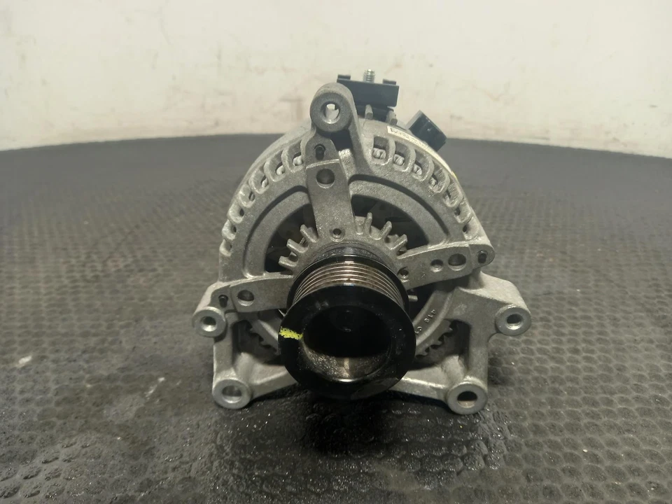 MINI (BMW) COUNTRYMAN Alternator 2017-2024 1.5L B38A15M1 (B38A15F) RDE2 12318680 - Image 1 of 4