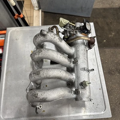 1995-96 TOYOTA TERCEL PASEO 1.5L 4 cilindros 5EFE conjunto de coletor de admissão de motor fabricante de equipamento original - Imagem 1 de 4