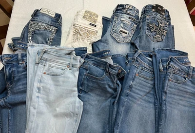 Lote de 9 4 Jeans Miss Me Capri Talla 3/126, 5 Talla 2 American Eagle 2 SH, 3 Reg Foto 1 de 4