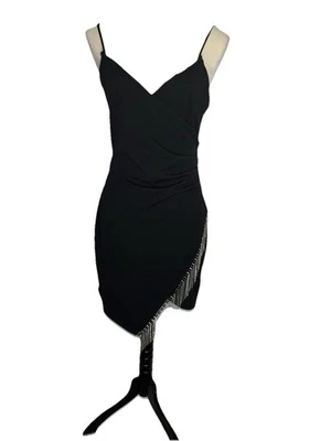 Sexy vestido sin mangas de cóctel asimétrico casi famoso L cuello en V profundo negro con joyas Foto 1 de 4