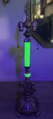 Vintage Uranium Slag Glass  Table Lamp Art Deco Antique - Image 1 of 4