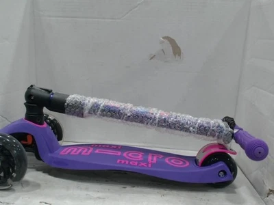 UsedVeryGood - Micro Kickboard Maxi Micro Deluxe Foldable LED Scooter, Purple - Image 1 of 4