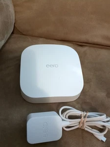 Eero Pro 6 Mesh WiFi 6 Router Tri-Band Model K010001 - Picture 1 of 3