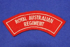 Australian Army, Post War Shoulder Patch, ROYAL AUSTRALIAN REGIMENT - Picture 1 of 2