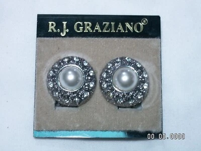 ...GRAZIANO...Pendientes de clip tono plata, cristales, perlas de imitación... Foto 1 de 4