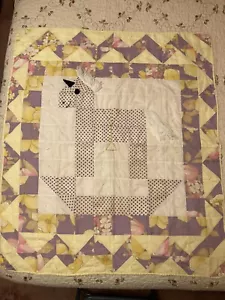 Vintage 1970s Quilted Pastel Unicorn Crib Blanket - Picture 1 of 4