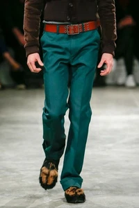 PRADA F/W 2017 RUNWAY Green Twill Rubber Logo Patch Pants IT38/US4 NWT - Picture 1 of 10