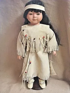 1992 Native American "DAKOTA" Porzellanpuppe von VICTORIA IMPEX Orig. $ 145,00 - Bild 1 von 12