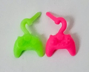 Monster High Skulltimate Secrets Neon Fright GHOULIA YELPS Replacement Earrings - Picture 1 of 2
