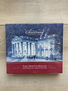 The White House Historical Association Christmas Ornament 2004 White House - Picture 1 of 5