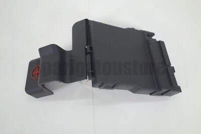 Toyota Genuine 82620-60030 Block Assy Fusible Link Land Cruiser 2002–2007 - Image 1 of 4