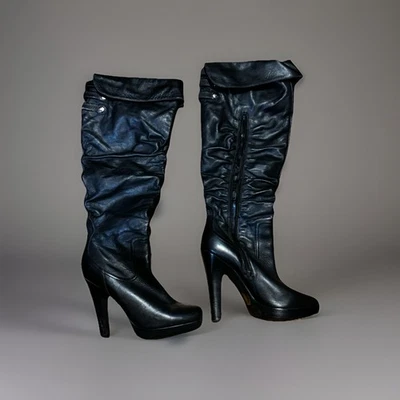 Botas anabela Jessica Simpson JS-Yana couro preto desleixado altura do joelho 9 - Imagem 1 de 4