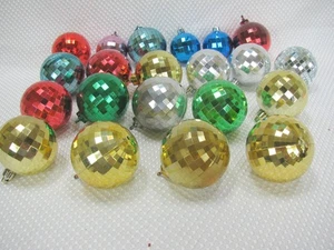 Bradford Kunststoff Spiegelkugel Disco Reflektor 21 Weihnachtsschmuck  - Bild 1 von 5
