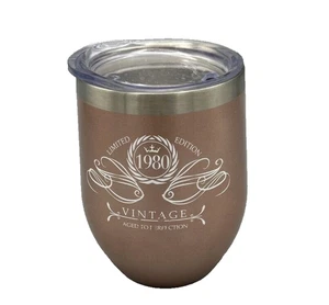 Taza Togo Viaje Vino Cumpleaños 1980 Tapa Café Rosa A la Perfección Ver Fotos - Imagen 1 de 6