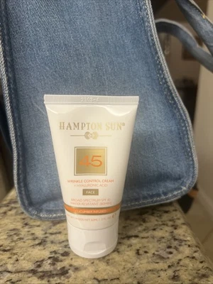 Crema facial control de arrugas Hampton protector solar FPS 45 con ácido hialurónico 2 oz Foto 1 de 2