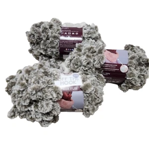 Chow Chow de piel sintética con hilo fuera del gancho marca Lion 7 oz mismo color y lote 6 en anuncio - Imagen 1 de 8