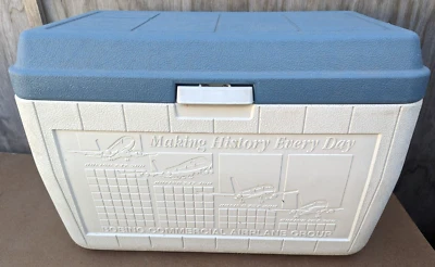 Raro Boeing Commercial Airplane Group Coleman Cooler De Colección Wichita Kansas 747 Foto 1 de 4