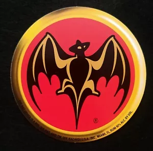 PEGATINA DE RON BACARDI ""THE BAT"" 4 PULGADAS REDONDA ASPECTO BRILLANTE - Imagen 1 de 1