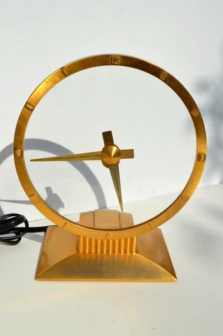 JEFFERSON GOLDEN HOUR MYSTERY CLOCK , TOWN  MUTUAL 1953, RUNS , KEEPS TIME Cover