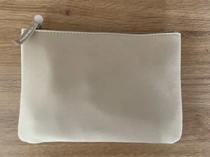 Korean Air Amenity Kit Kulturbeutel Neu Top - Zdjęcie 1 z 1