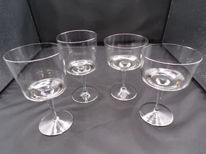 4 Vintage Crystal Wine Champagne Glasses Hand Blown Elegant 2@5.75" 2@6.25" D25 - Picture 1 of 8