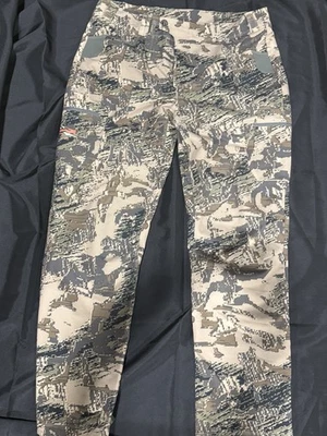 Sitka Gear Pants Traverse Pants Optifade Subalpine Size 37 - Image 1 of 3