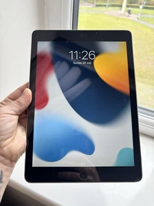 Apple iPad Air 2 2014 Space Grey 64GB - Picture 1 of 9