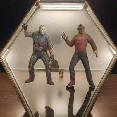 McFarlane Toys Movie Maniacs Friday the 13th  Jason Voorhees VS Freddy Krueger  - Image 1 of 2