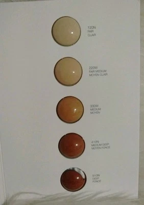 Cucci 24H Wear Breathable Foundation Luminous Matte Finish Sample Card. - Image 1 of 4