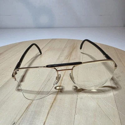 Marco de gafas de aviador Luxottica Titan 140 grado avanzado monturas Italia solamente Foto 1 de 4