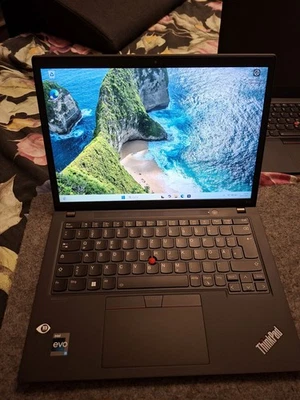 Lenovo ThinkPad Laptop x13 Gen 3 i5/8GB/256GB/Win 11 Pro - Bild 1 von 4