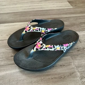 Sandalias Chanclas OOFOS OOLALA Leopardo Animal Rosa Negro Ortopédicas Cómodas Talla 9 - Imagen 1 de 8