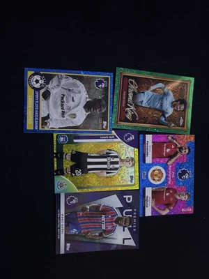25/26 Tops Premier league, 220 Inserts, 250+ Base and Rookies, Case Hit - Image 1 of 4