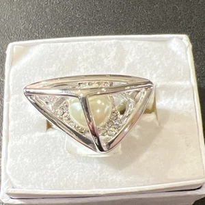 Camille Lucie Ring Size 6 Faux Pearl - Picture 1 of 9