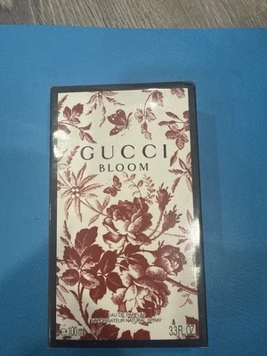 Gucci Bloom Perfume Spray 3.3 oz / 100 ml - Nueva Caja Sellada Foto 1 de 3