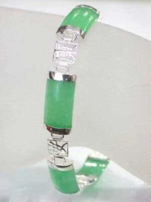Brazalete Brazalete Verde Jade 18KWGP Emolumento Fortuna Longevidad Suerte Cierre Eslabón Foto 1 de 3