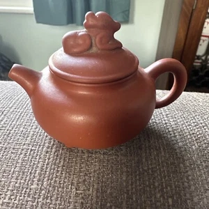 Teiera cinese in terracotta Yixing - Foto 1 di 5