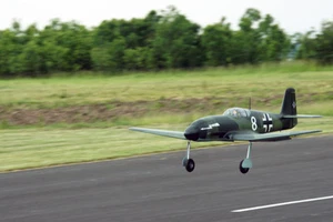 Maßstab Heinkel He 100D 74 in riesigem RC-Flugzeug gedruckte Pläne & Vorlagen   - Bild 1 von 8