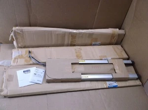 F3SJ-B0545P25 Omron STI NEW Box Safety Light Curtain 20mm Beam Gap 545mm Area - Picture 1 of 4