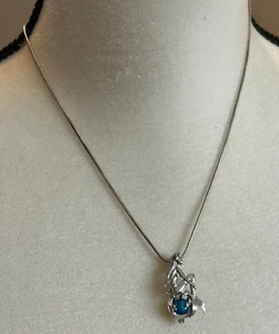 Vintage Sterling Silver Chain With Sterling "Little" Mermaid Pendant - Picture 1 of 6