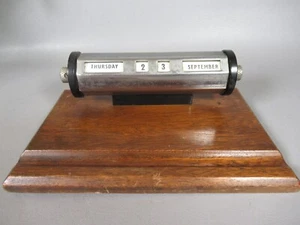 art deco chrome and wood desktop perpetual calendar 1930s - Picture 1 of 5