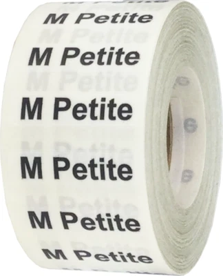 Etiquetas de tira tamaño ropa M Petite | 1,25" x 5" pulgadas | 125 por rollo Foto 1 de 2