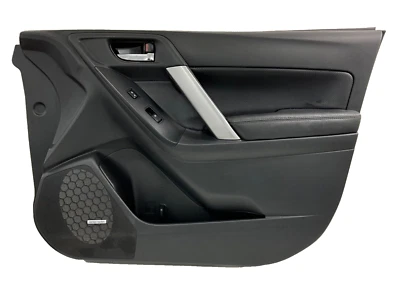 Subaru Forester 2015 puerta delantera derecha panel moldura negro OEM 94213SG000 Foto 1 de 4