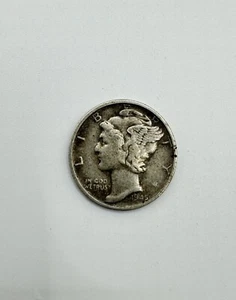 1945 S Mercury Dime USA - Picture 1 of 2