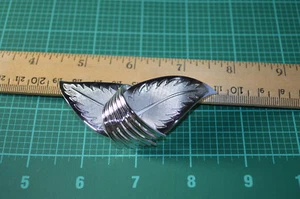 Signed Large Vintage Coro Leaf one Brooch Pin - Picture 1 of 8