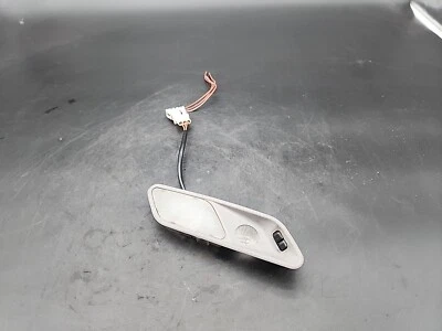 Luz de mapa trasera derecha gris BMW E32 740I 735IL 1988-1994 R3-48 Foto 1 de 4