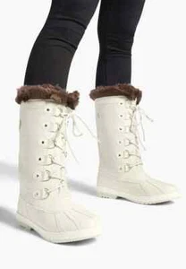 NEW Women's Solene Cold Weather Flat Boots in Cream Size 12M - Picture 1 of 6