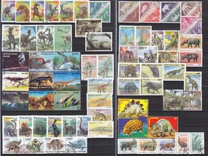 DINOSAURI ANIMALI PREISTORICI AFRICA BURUNDI BENIN 74 val. diff. PREHISTORIC LOT - Foto 1 di 1