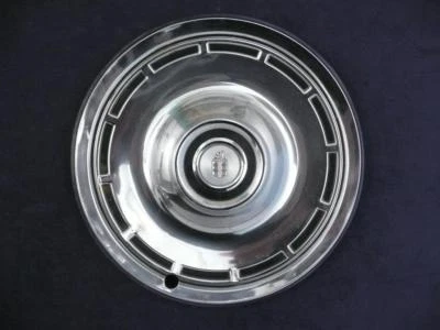 Dodge Aspen Charger Monoco 1976-1977 juego de tapacubos de 14 pulgadas DOD12 Foto 1 de 4